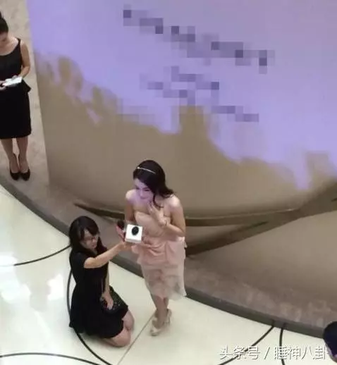 人前賣敬業人設,人後耍大牌!高收入低付出,這些明星真會享受....