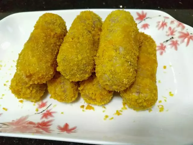 香酥芋泥卷,外皮酥脆,內芯香軟,簡單易學,快來試試吧!