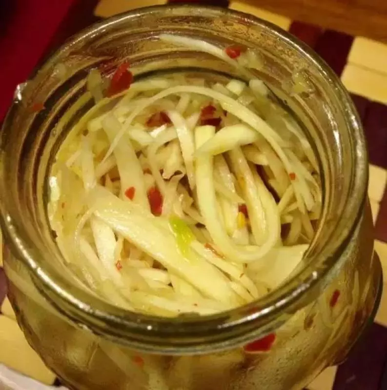 這個菜養腎護肺解毒消腫,可惜很多人不愛吃,但,經常抽筋的要多吃,睡眠不足的更要多吃。(附食譜)