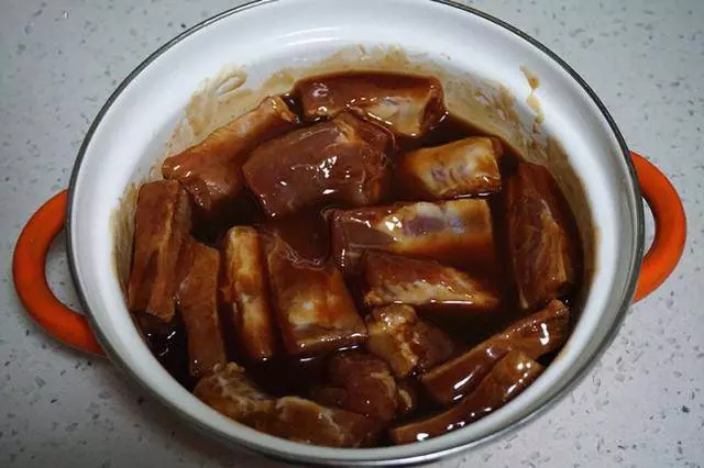 排骨輕食新做法,不放一滴油,不等主食上桌就直接被搶光