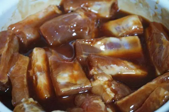 排骨輕食新做法,不放一滴油,不等主食上桌就直接被搶光