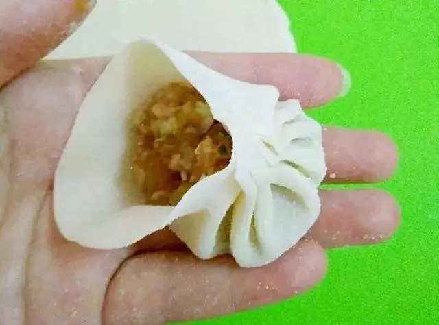 灌湯包的做法,按這個配方做全家都搶著吃