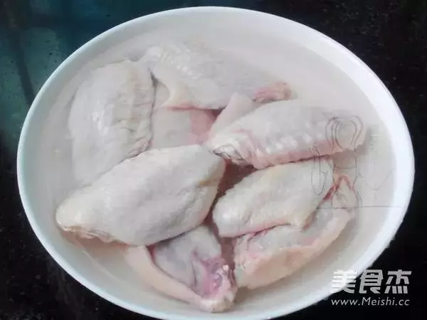 還在做可樂雞翅嗎?教你一個新做法更好吃!一上桌就被搶光,幾頓不吃就饞!蒸著吃,不上火!