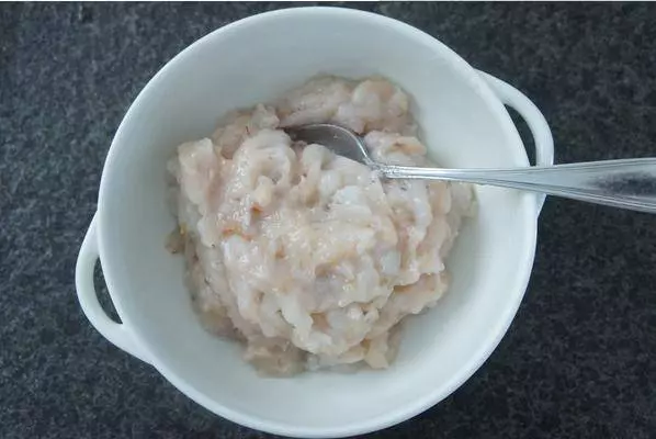 台式月亮蝦餅做法好簡單,周末在家做給家人嘗嘗吧