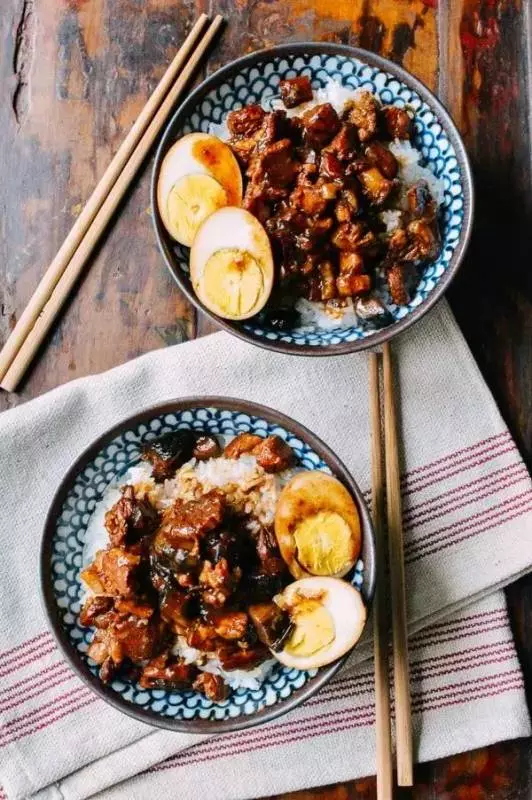 台灣滷肉飯,好吃不油膩,簡單做法附上!