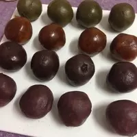 絕世好方!不開裂不粘手港式冰皮月餅(附奶黃餡做法)的詳細做法