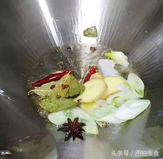 紅燒豬蹄怎麼做又香又嫩又不膩?最全配方來了,兩個豬蹄你夠吃嗎