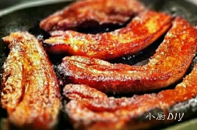 五花肉最新做法，不加入一滴水，比叉燒肉還香，連吃1個月都不膩