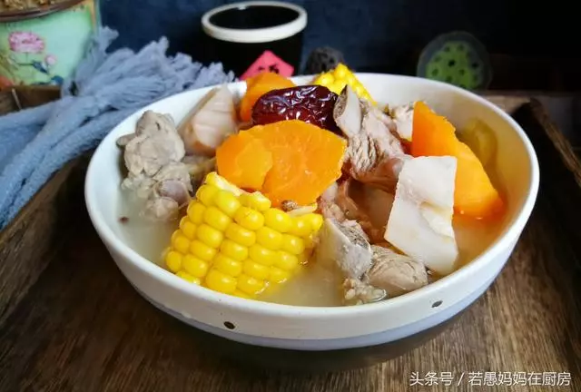 排骨湯這樣燉,味道鮮美無腥味,清爽不油膩,每次燉一鍋都不夠吃