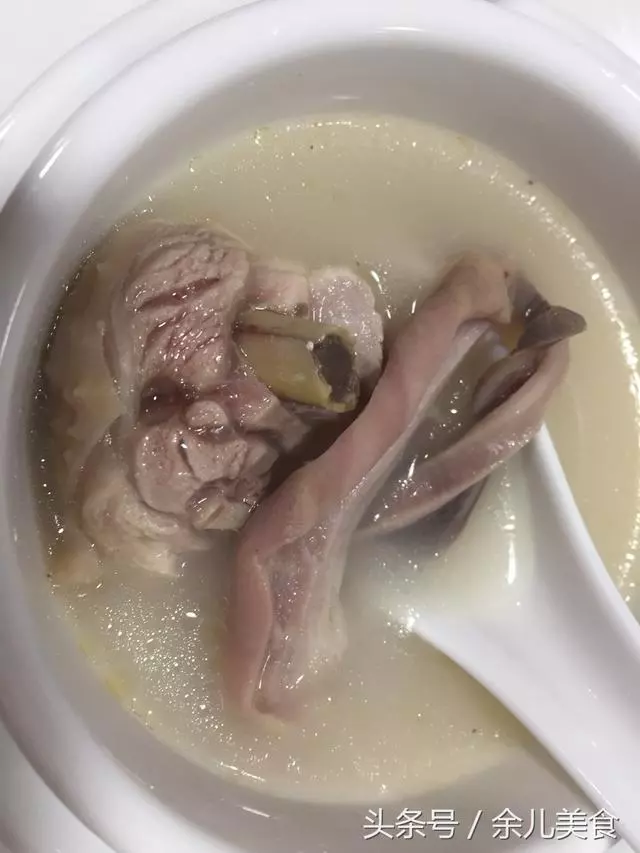 豬肚雞做法，男士的加油站，女士的美容院