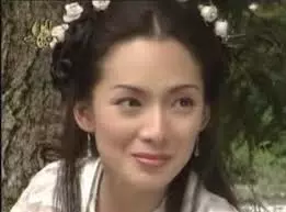 曾風靡中國的新加坡女星破產,被渣男騙走8000萬,如今瘦成皮包骨