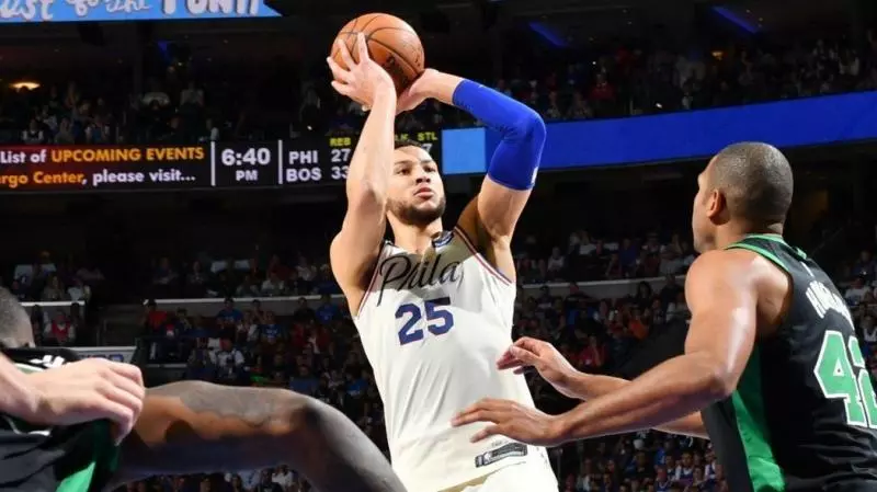 改善跳投缺陷 西蒙斯考慮換右手投籃? | NBA戰況 | NBA 台灣