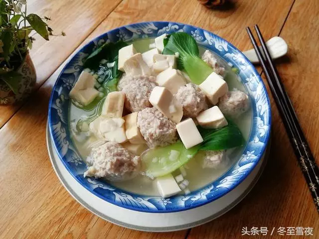 分享十道家常湯的做法,簡單又美味,特別適合秋天吃,健康養生