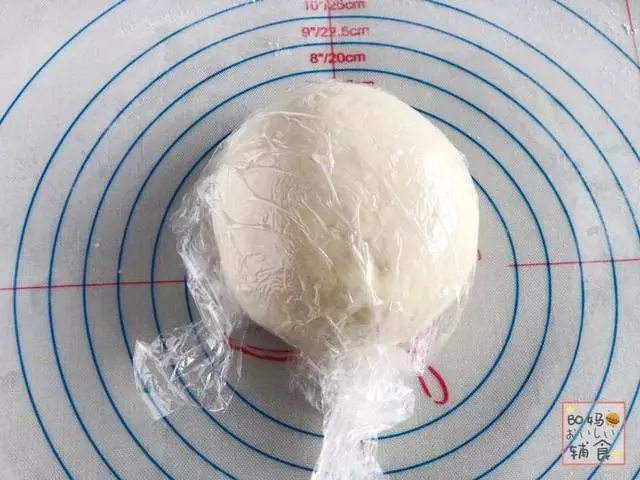 不輸茶餐廳的千層糕,香甜鬆軟超簡單!