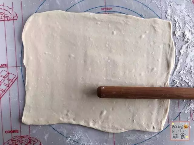 不輸茶餐廳的千層糕,香甜鬆軟超簡單!