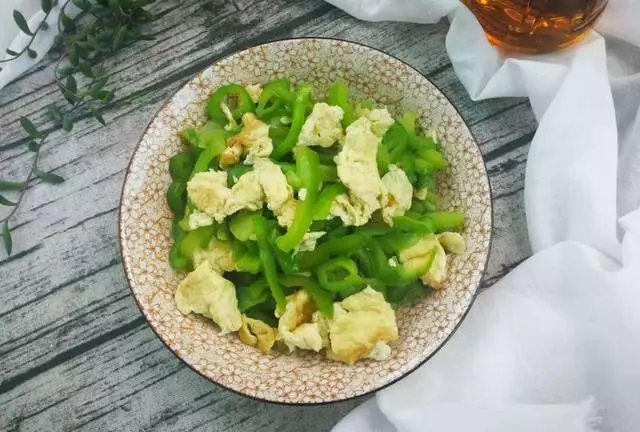 這種蔬菜果肉厚實還爽脆,炒肉吃真是一絕!