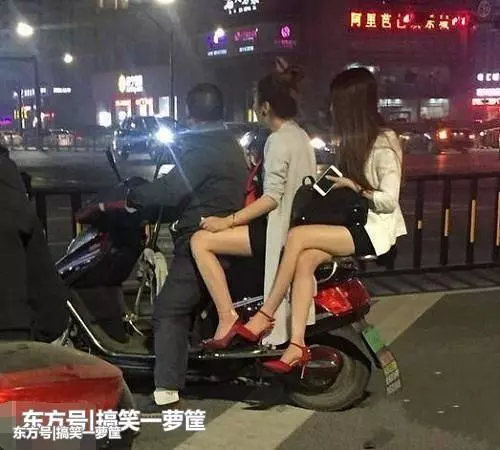下班回家剛到樓下,見媳婦爬窗戶進去,我似乎明白了什麼.....