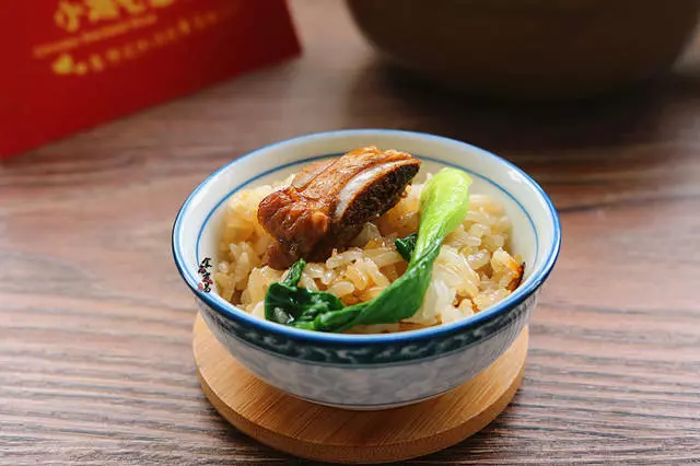 居家過日子或單身的朋友,學會做這鍋米飯,不用總是到外面去吃快餐,健康、實惠,關鍵還好吃!