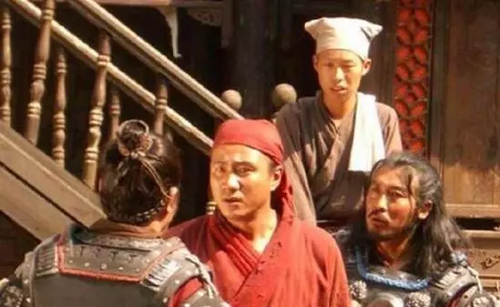朱元璋衣冠不整去算命,寫了1個字,結果相士當場下跪高喊萬歲