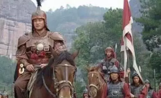 朱元璋衣冠不整去算命,寫了1個字,結果相士當場下跪高喊萬歲