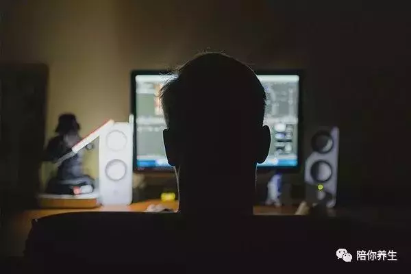 血管幹凈人不老,干好這4件事,幫血管洗澡澡