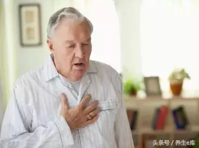 血壓高的人,身體有這5種表現,控制血壓,謹記晨起「三忌」!