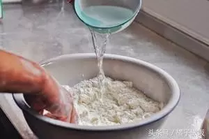 愛吃炸醬麵的請收藏,這8種炸醬麵爽口又開胃,好吃到停不下來!