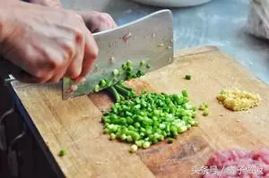 愛吃炸醬麵的請收藏,這8種炸醬麵爽口又開胃,好吃到停不下來!