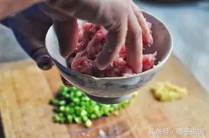 愛吃炸醬麵的請收藏,這8種炸醬麵爽口又開胃,好吃到停不下來!