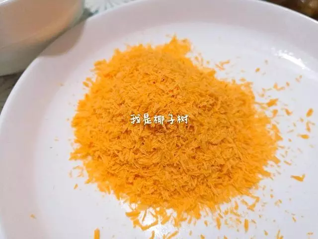 一塊雞胸肉變身一盤大雞排，步驟詳細，讓您在家吃到放心雞排