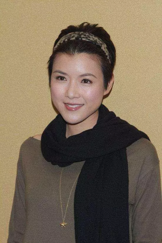 港姐冠軍陳茵媺,四年生三子胖如大媽,如今減肥成功秒變少女!