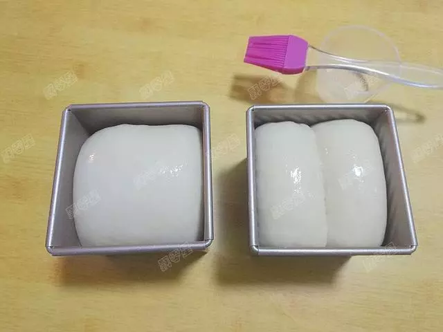 詳細步驟教您做吐司,香甜可口,超柔軟能拉絲,跟著做,一次成功!