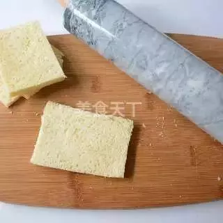 吐司剩下的邊角料還能這樣做?酥脆香甜,比薯片還好吃!