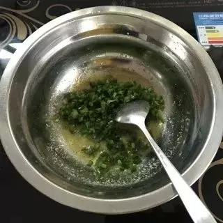 吐司剩下的邊角料還能這樣做?酥脆香甜,比薯片還好吃!
