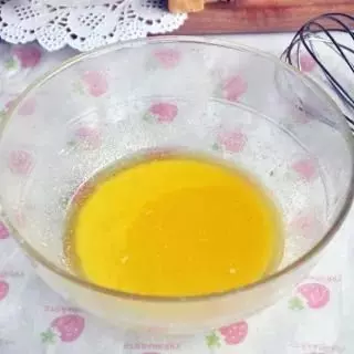 吐司剩下的邊角料還能這樣做?酥脆香甜,比薯片還好吃!