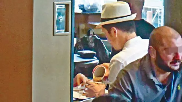 【好甜蜜哦~】陳豪帶陳茵媺享受二人世界,慰勞老婆獨自帶3個子女過暑假~~~