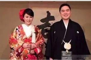女星嫁豪門見不到老公,生了兒子公公5億要買孫,女星霸氣拒絕!