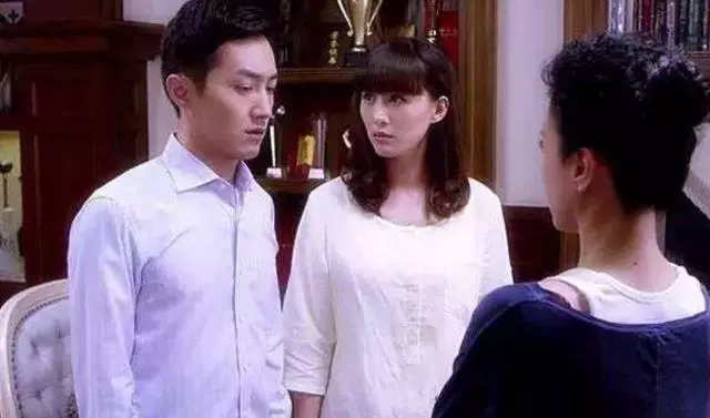 家婆嫌棄兒媳窮讓兒子和她離婚,結果看到二婚的兒媳後追悔莫及!