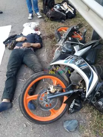 大道行駛翻覆 摩哆撞圍欄騎士死