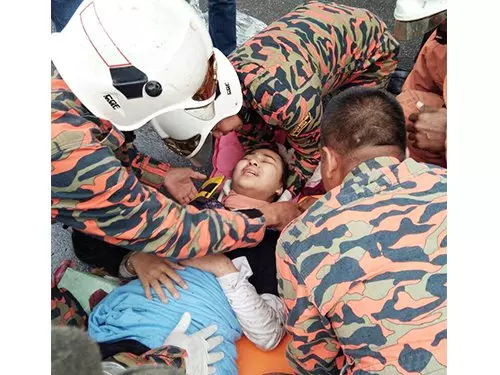 死亡車禍 !安全氣囊保不住性命 華青撞樹當場夾斃