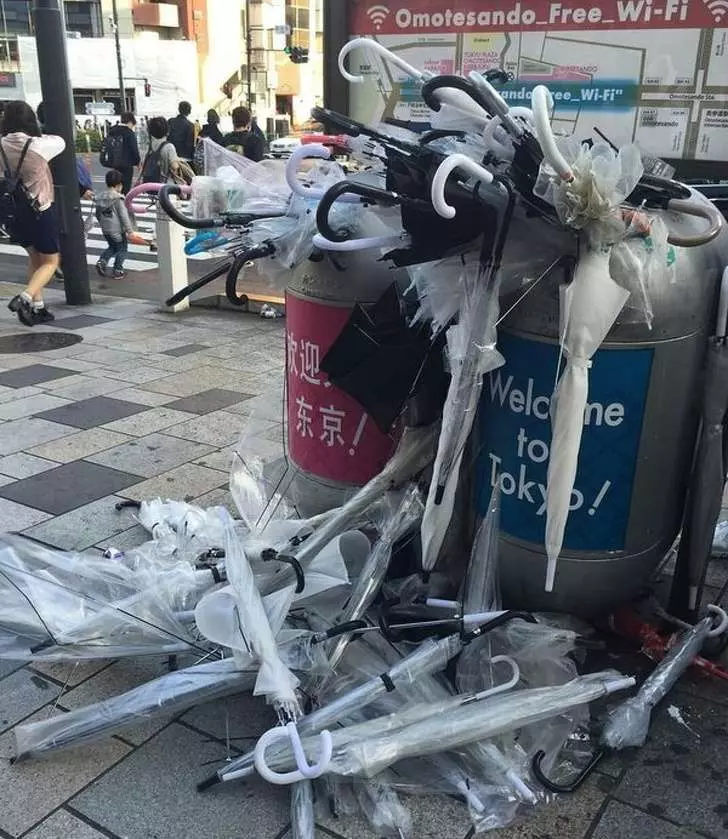 13張照片證明「日本根本是另一個星球上的國家」,在「壞掉的設施」旁邊有保全也太貼心!