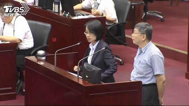 吳音寧左右手常董會前請辭! 議員:跳船