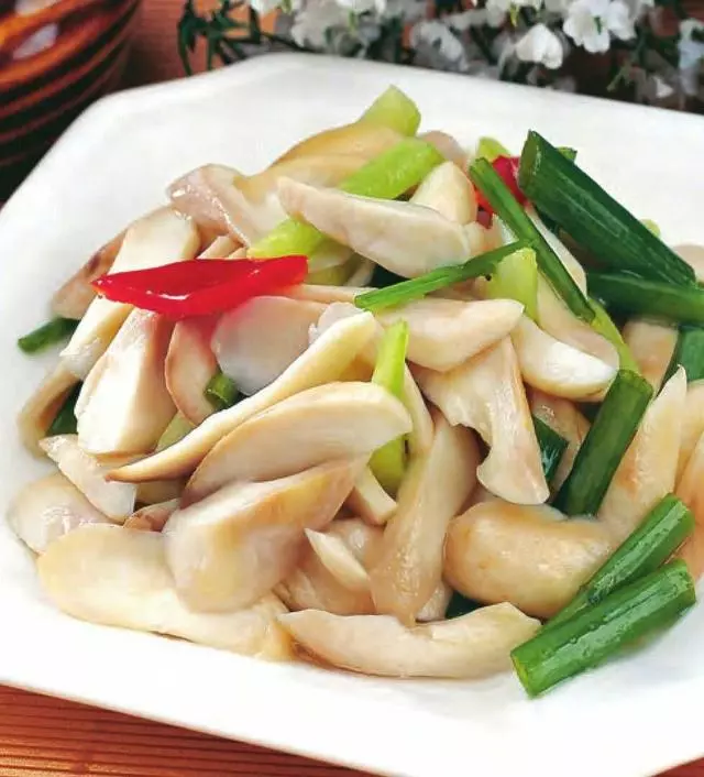 這12款菌菇類健康菜品你常吃的有嗎?