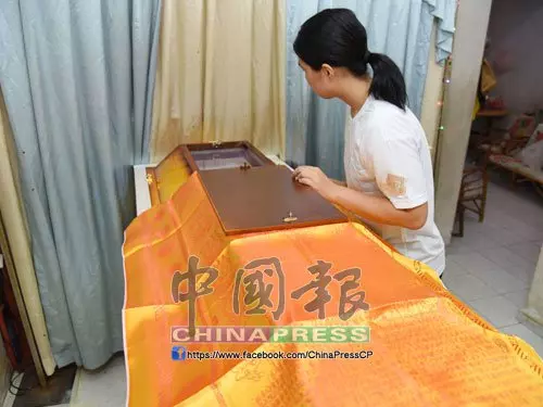 華男凌晨拾荒被撞斃 毀天倫 家庭失支柱