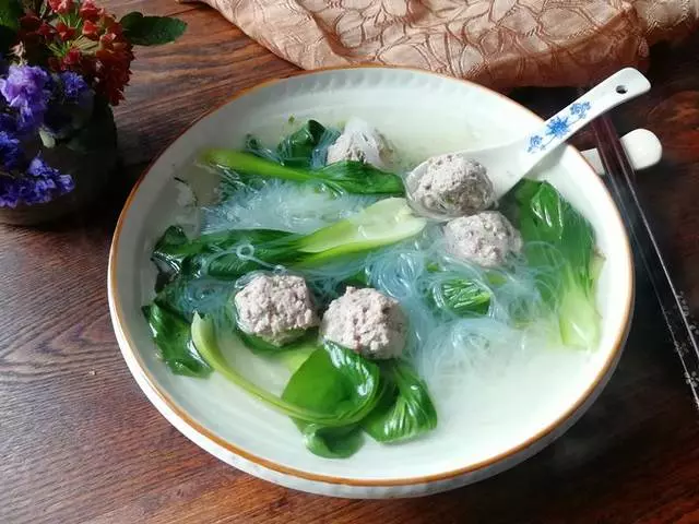 做碗這個湯,開胃助消化,簡單又好做,清淡還補鈣