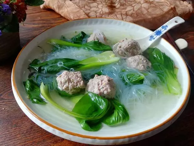 做碗這個湯,開胃助消化,簡單又好做,清淡還補鈣
