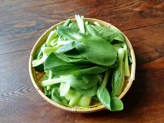 做碗這個湯,開胃助消化,簡單又好做,清淡還補鈣