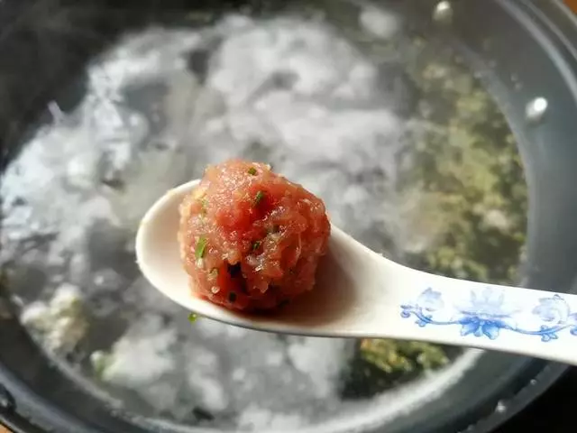 做碗這個湯,開胃助消化,簡單又好做,清淡還補鈣