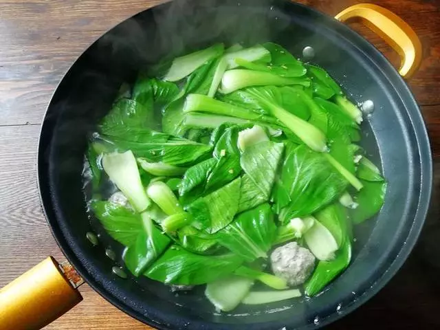 做碗這個湯,開胃助消化,簡單又好做,清淡還補鈣