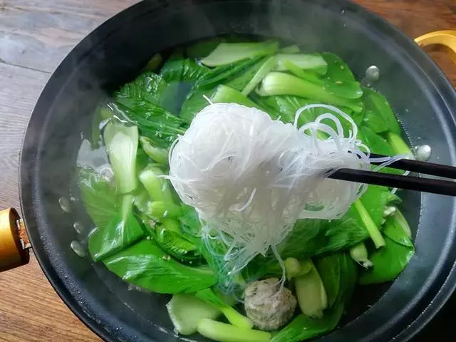 做碗這個湯,開胃助消化,簡單又好做,清淡還補鈣